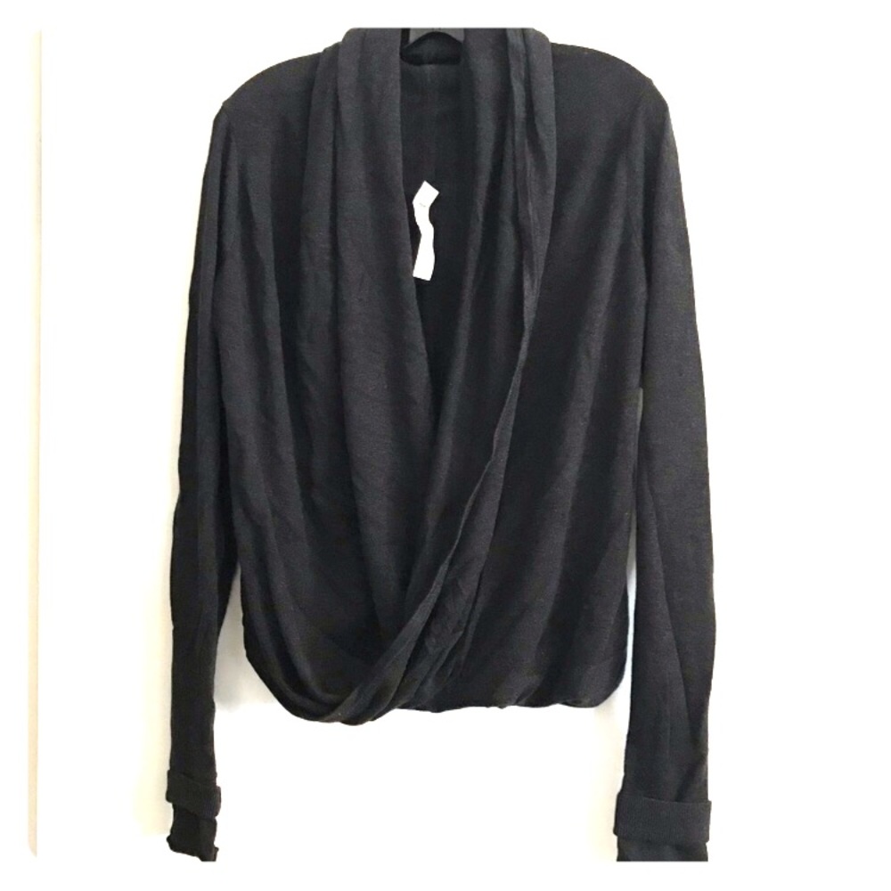 NEW Lululemon Iconic Wrap
